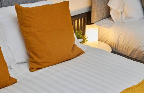 Large 4 bedroom flat close to city, street parking - Foto 2