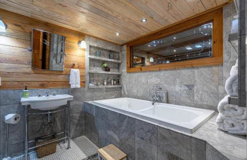 A River Mist - Foto 19