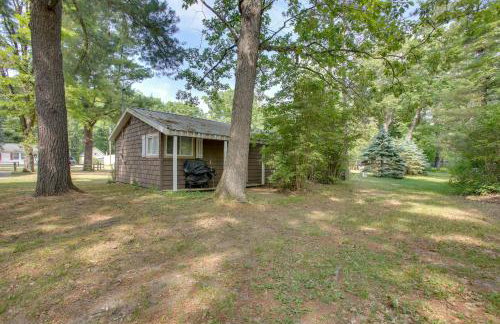 Updated Wellston Cabin, Walk to Lake Beach + Dock! - Foto 20
