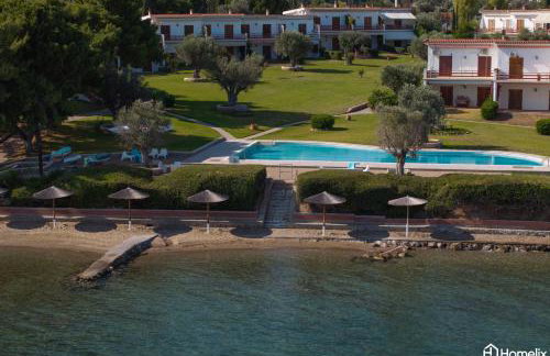 Veya Suite - Private Beach & Pools - Photo 13