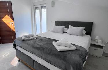 SeaScape Deluxe Residence - Photo 24