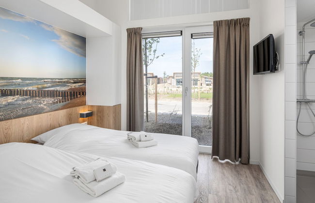 Zeeland Escape w/ Garden - Foto 3