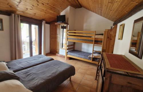 Chalet 11 pers, 5 ch, pied des pistes, balcon, parking, Wi-Fi, cheminée, Serre Chevalier - FR-1-762-27 - Foto 9