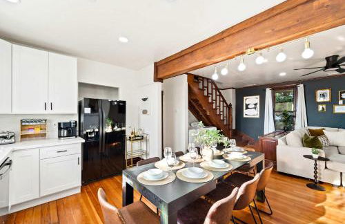 Top 2 Floors Historic Mansion Game Room City Views - Foto 20