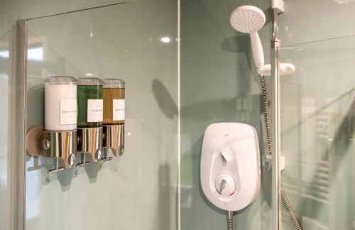 Stunning Sustainable Pod on Old Chalford Farm! - Foto 33