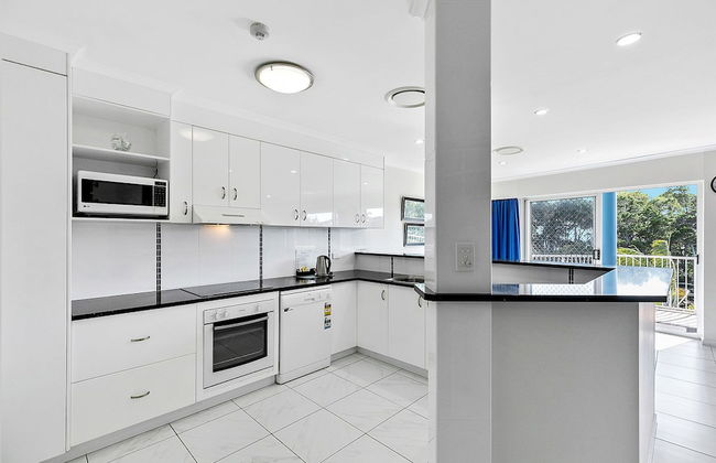 White Crest Apartments - Foto 32