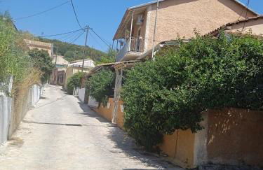 Villa Angela, Traditional Villa in the village - Foto 3