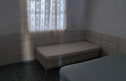 Casa com piscina churrasqueira Wi Fi 500m da praia do boi Arubinha - Foto 3