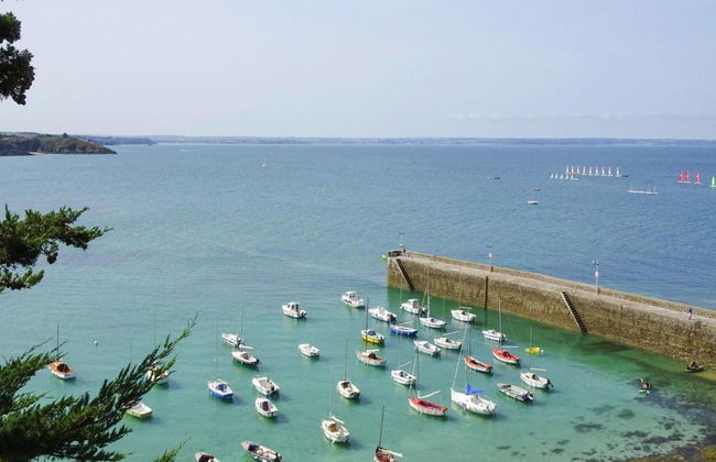 Nice Holiday Home Near the Beach - Foto 17