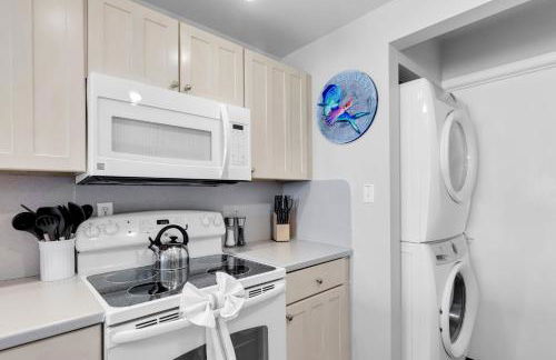 Curacao - Large 2x2 Waterfront Condo Great View Pool & Dock - Photo 14