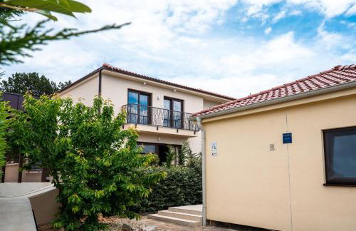 VSG Resort - 200m from Beach, Pool, Sauna & Jacuzzi - Foto 3