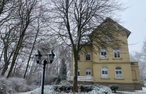 Emily's Deichbude in einer historischen Villa in Dornumersiel - Foto 42