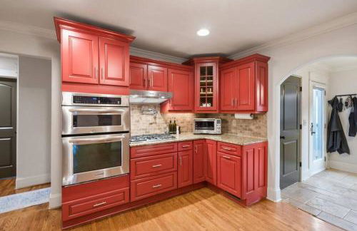 Single Story Fully Fenced Pet Friendly Bungalow in the Arts District - Foto 3