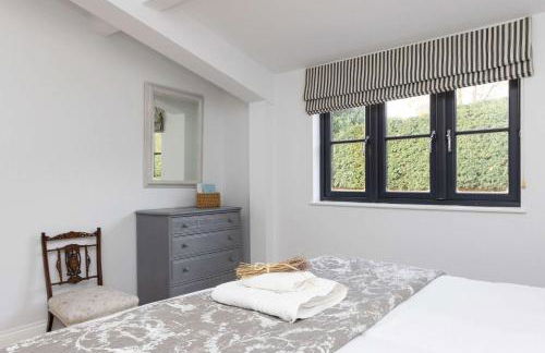 House & Annexe Sleeps 18 Heated Pool - Photo 56