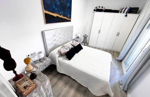 Casa Moderna con Garaje en Rota, cerca de Playa - Photo 15