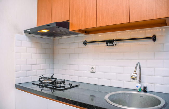 Nice and Warm 2BR at Podomoro Golf View Apartment - Foto 8