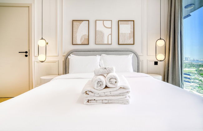 Luxe and Modern Duplex in Difc - Photo 67