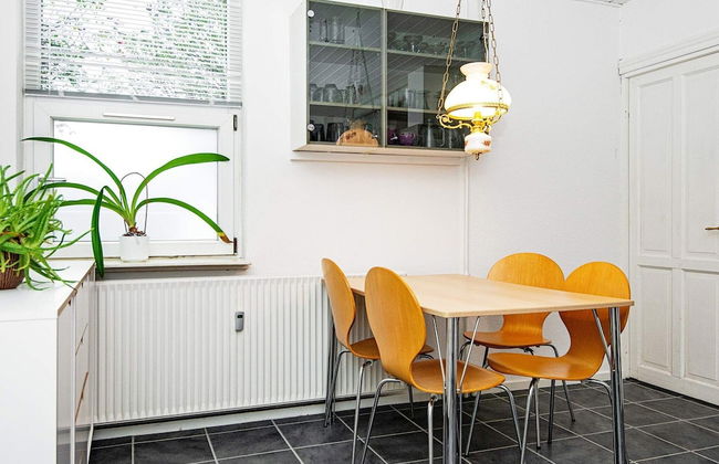 6 Person Holiday Home in Norre Snede - Foto 12