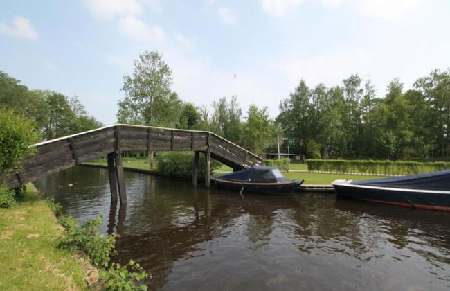 Rustic-chic Villa With Thatched Roof - Photo 40