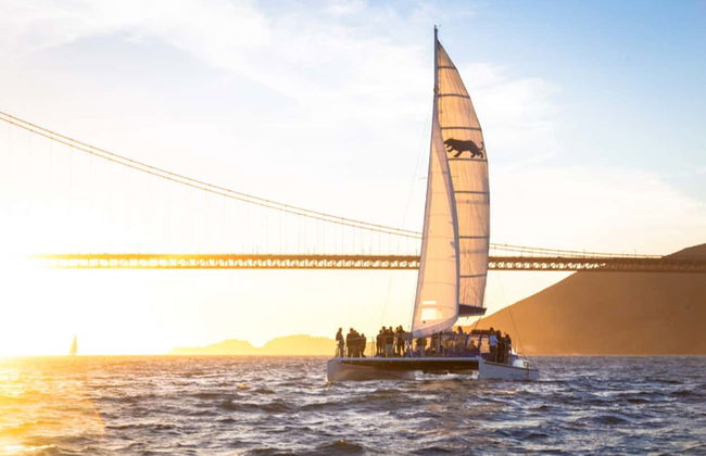 Balade en catamaran au coucher de soleil - Photo 2