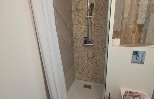 Appartement neuf et confortable de 1 chambres, résidence sécurisée, centre et mer - Foto 9