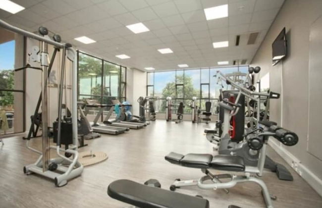 Sandton Skye Apartment - 616 - Photo 38