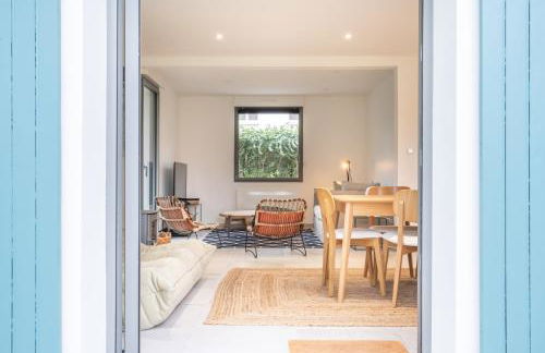 Les Pins : Rez de jardin proche plage - Foto 4