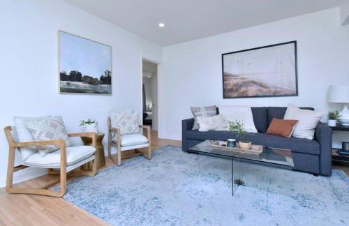 Beautiful 3 Bed Home with a Large Back Yard Outdoor Space - Foto 8