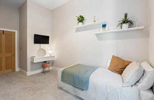 Torquay Beachside Hot Tub Stay - Foto 15