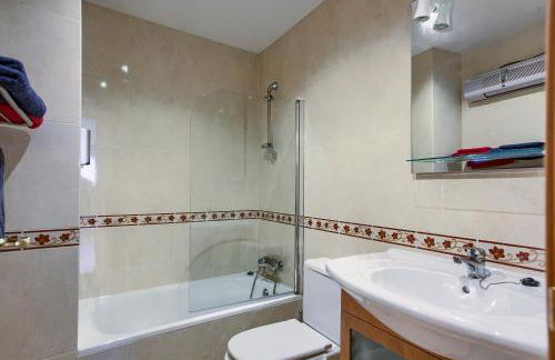 Apartamentos Barajas - Foto 15