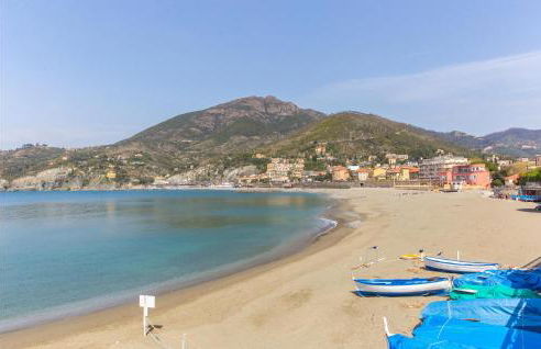 Awesome Home In Ziona With Wifi - Foto 5