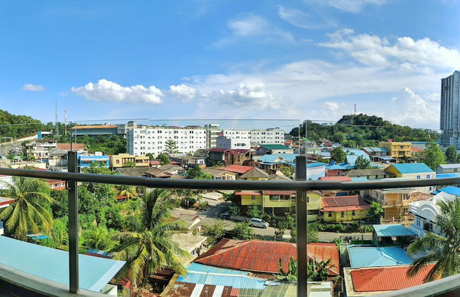 Lovina at Pelita Nagoya Apartment - Foto 50