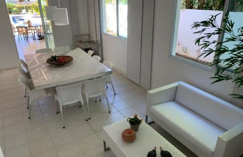 Casa super agradável em Busca Vida a 100m da praia! - Foto 74