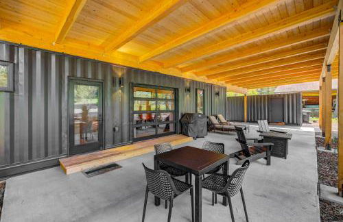 Two Pines - Unique container home w/hot tub - Downtown - Trailer Parking - Pet friendly - Foto 29