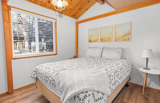 Dark Pine Retreat - Foto 3