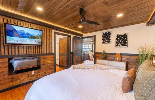 Mountain High Cabin with hot tub fire pit & indoor pool - Foto 19