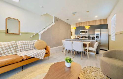 Modern 3BR3BA Home at The Hub Reserve - Foto 1