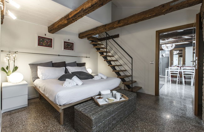 Design District Apartment R&R - Photo 6