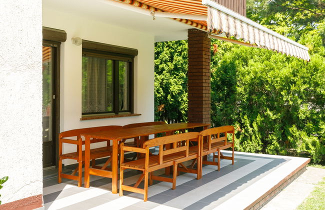 6 bedroom House in Balatonfenyves with garden and terrace - Photo 21