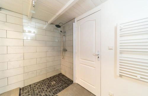 The charming Fleury 2 bedrooms Oullins - Foto 13