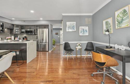 Cozy 4BR Townhome, Family Community, 40 Mins to DC - Foto 13