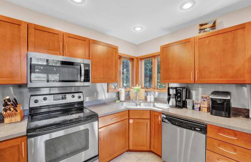 Lakefront Sunsets, Hot Tub, Pool Table, Kayaks - Foto 43