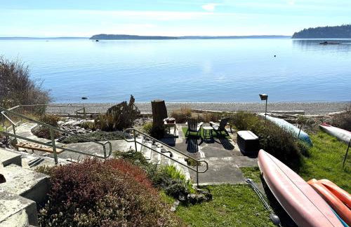 Puget Sound Chic Romantic Cottage with Private Beach Access & Gated Entry - Foto 46