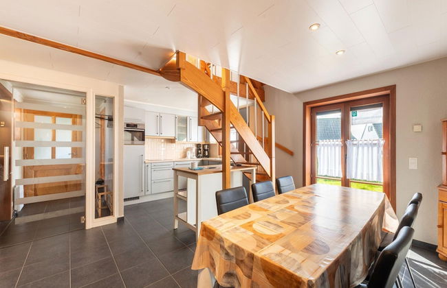 Holiday Home Near Marina With Pool - Photo 14