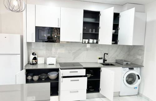 Bungaló junto a la piscina #PRP008 StayOrihuela - Foto 7