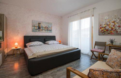 Stone House Marin - Photo 35