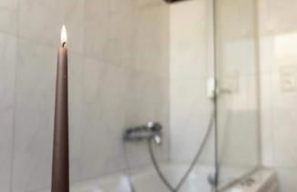 Familienwohnung mit Whirlpool Badewanne und Balkon - Foto 7