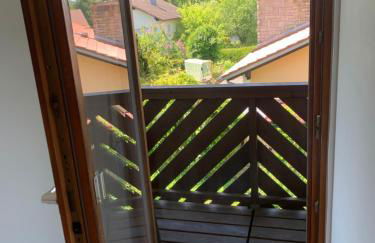 FELIX LIVING 6, Monteurwohnung, 3 Zimmer, getrennte Betten, Balkon, Parkplatz - Photo 11