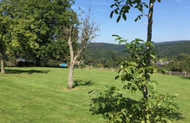 Spacious Villa Near Lesse - Photo 26