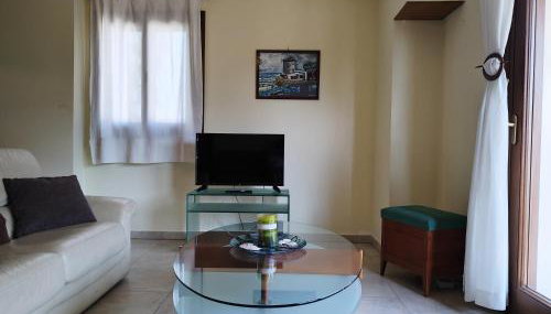 Estia Kleio - Foto 4